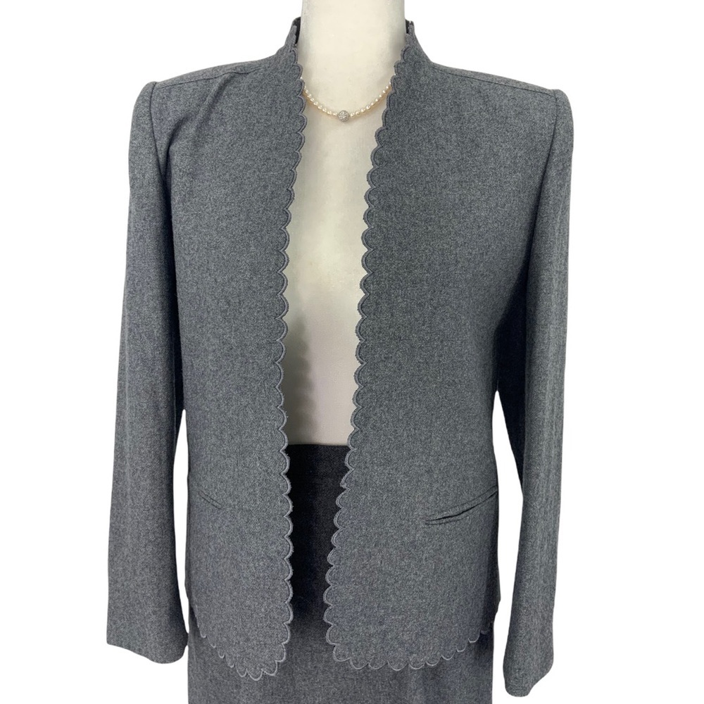 Suits by Dallas B9 - Picture 2 of 11